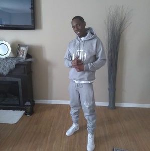 Meet your Posher, Terrail